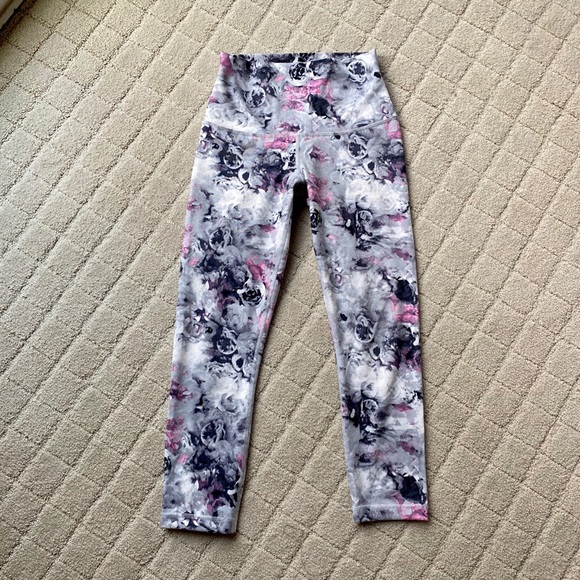 lululemon athletica Pants - Lululemon Floral Workout Leggings